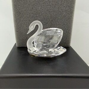 NIB Asfour Crystal Swan Made In Egypt, Elegant Decor Holiday Gift